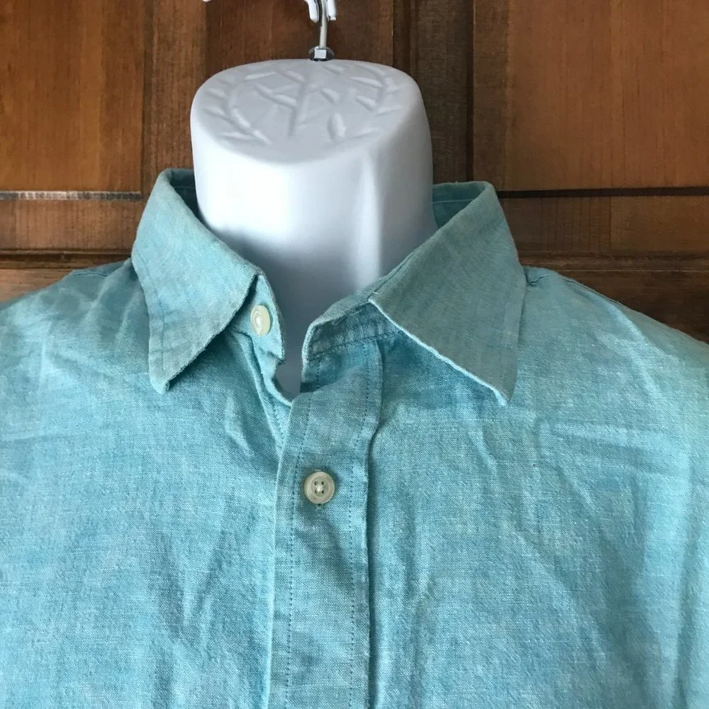 Banana Republic Teal Button-Down w/Convertible Sleeves Large